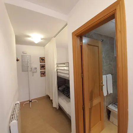 Bed And Snow Zona Media 公寓 *