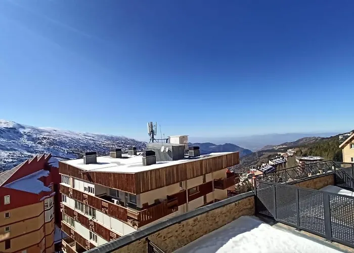 Bed And Snow Zona Media * 塞拉内华达