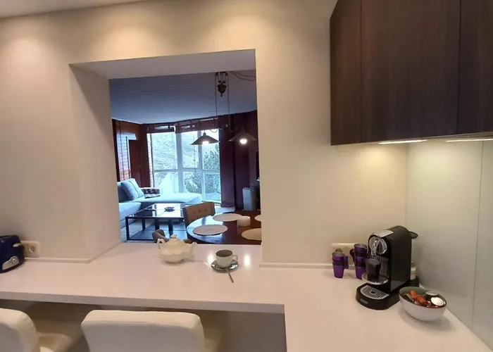 Bed And Snow Zona Media 公寓