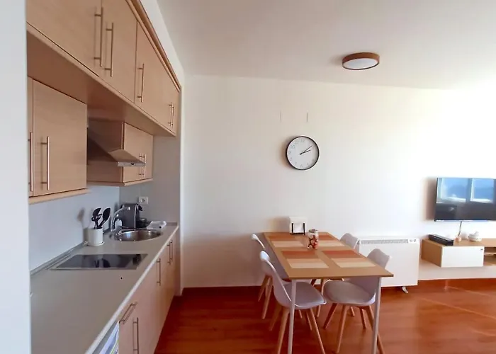 Bed And Snow Zona Media Sierra Nevada